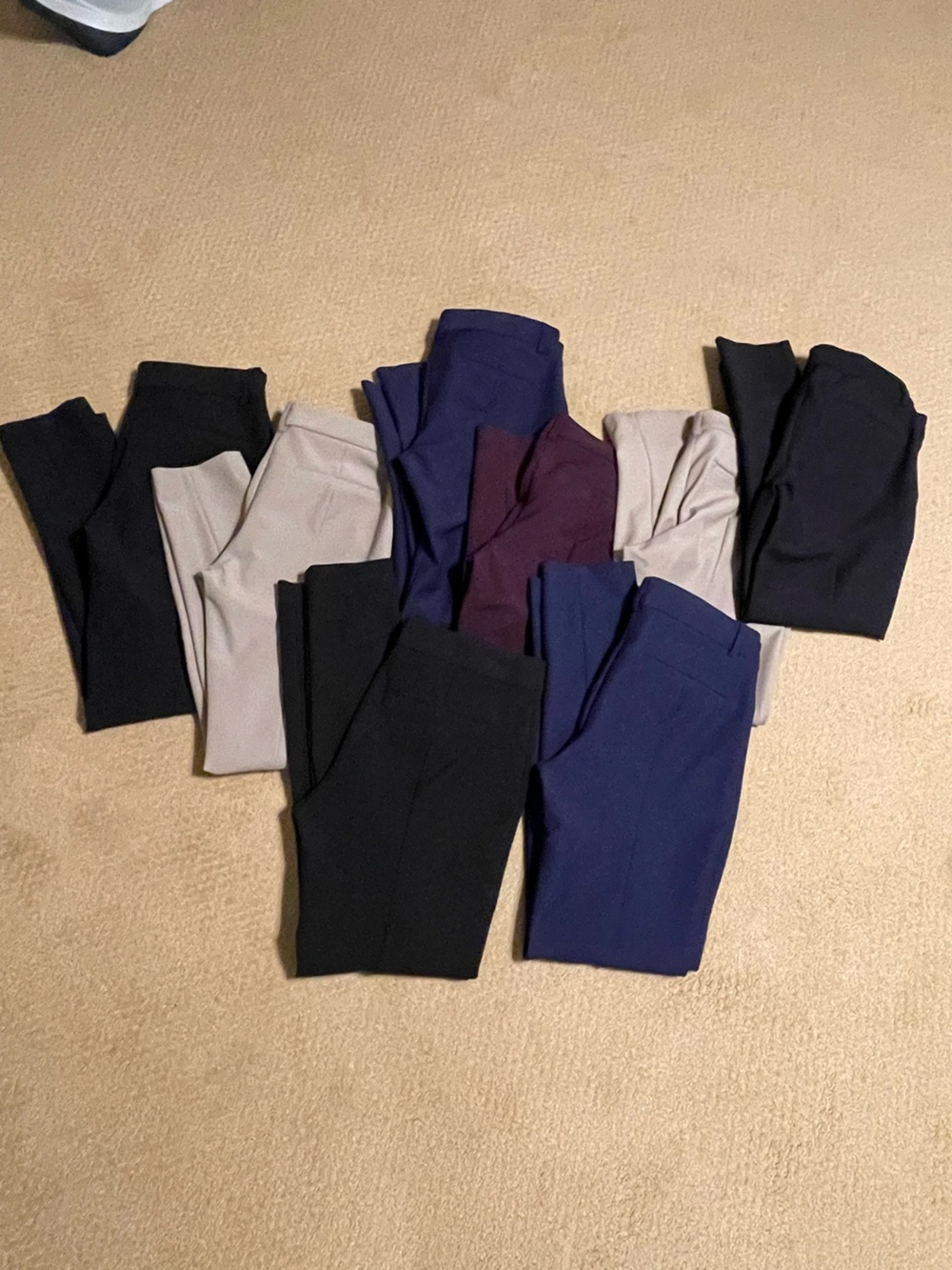Lot of 8-Express Women’s Stretch Ponte Skinny Pants. Black, Navy, Tan, Burgundy